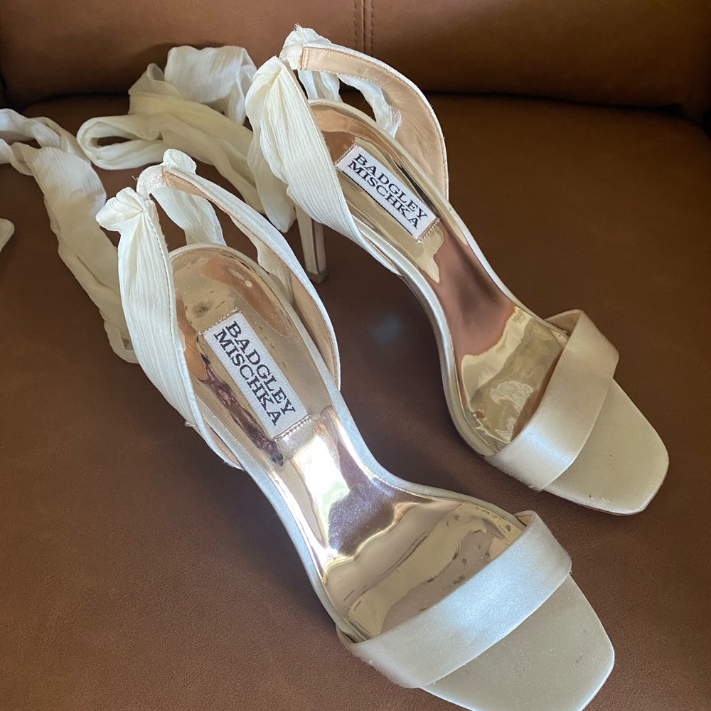 Badgley Mischka Heels | 6